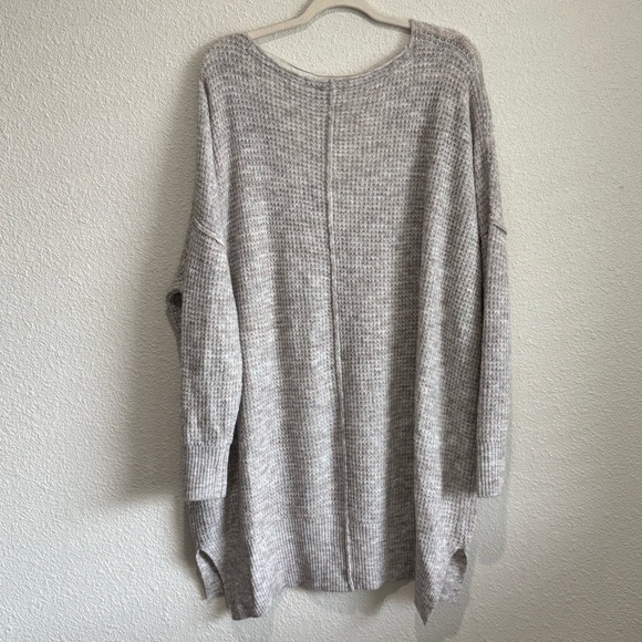 Free People Intimately Womens M/L Comfy Oversized Waffle Knit Sweater Grey Pink - Picture 9 of 9